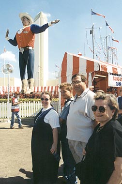 Big Tex and the family